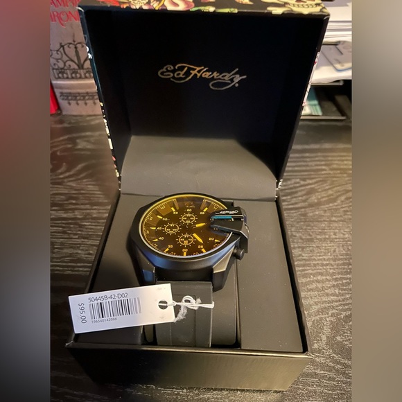 Ed Hardy Mens Watch NWT - Picture 6 of 7